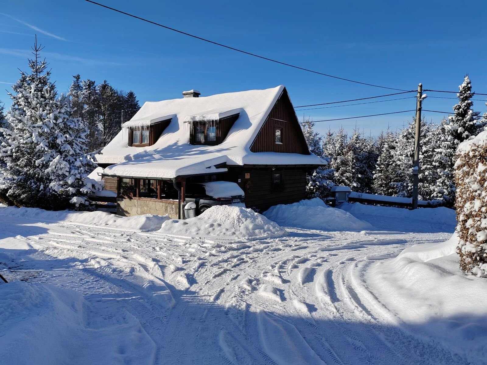 Prodej dvougenerační roubenky po kompletní rekonstrukci, Horní Bečva, pozemky 12 022 m²
