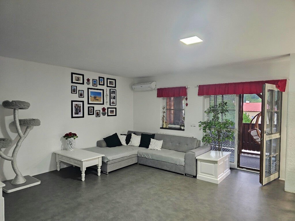 Pronájem mezonetového bytu 4+kk, 172 m², Police nad Metují