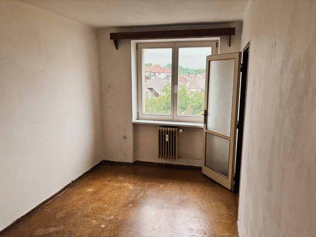 Prodej bytu 3+1, 64 m², Solnice – klidné bydlení v blízkosti Orlických hor